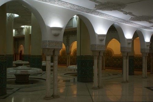 Ablution rooms Mosque Hassan 11Casablanca © Ian & Andrea Treleaven